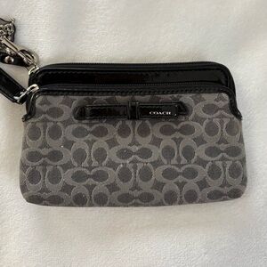 Coach Poppy Signature Metallic Double Zip Wristlet